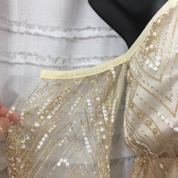 Embellished Romper - Picture 4 of 6